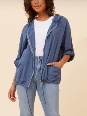 Made in Italy linen Lightweight Blue Hooded Zip-Front Women's Jacket